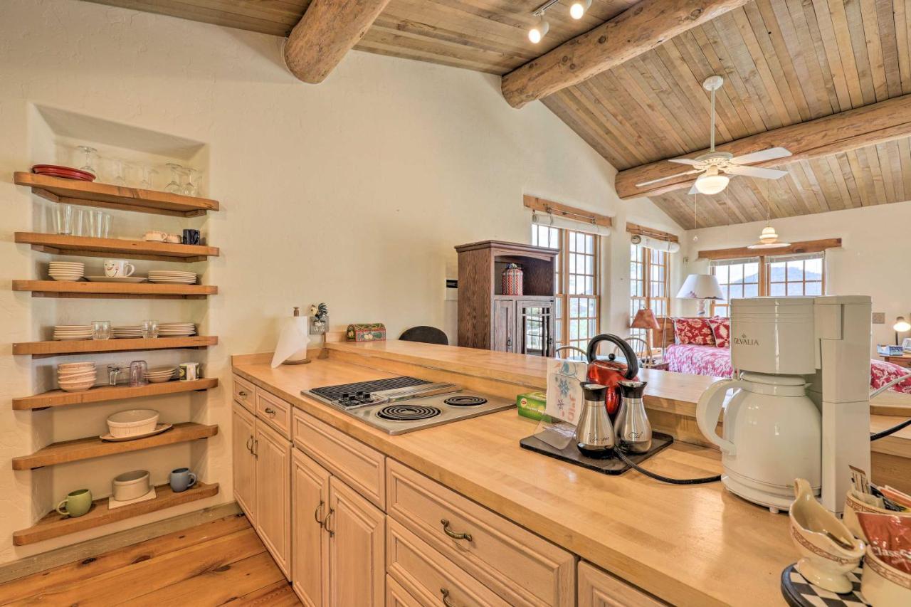 Bright Prescott Studio With Thumb Butte Views! Екстер'єр фото